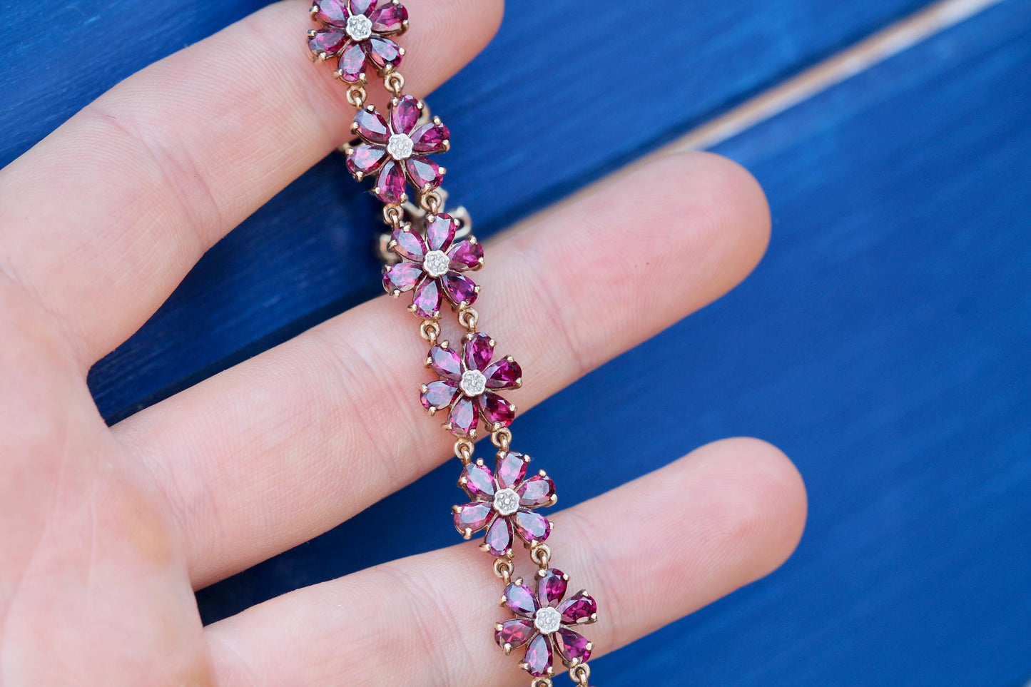 Vintage 9ct Gold Garnet Floral Bracelet | 15ct Natural Garnets | 20.1g