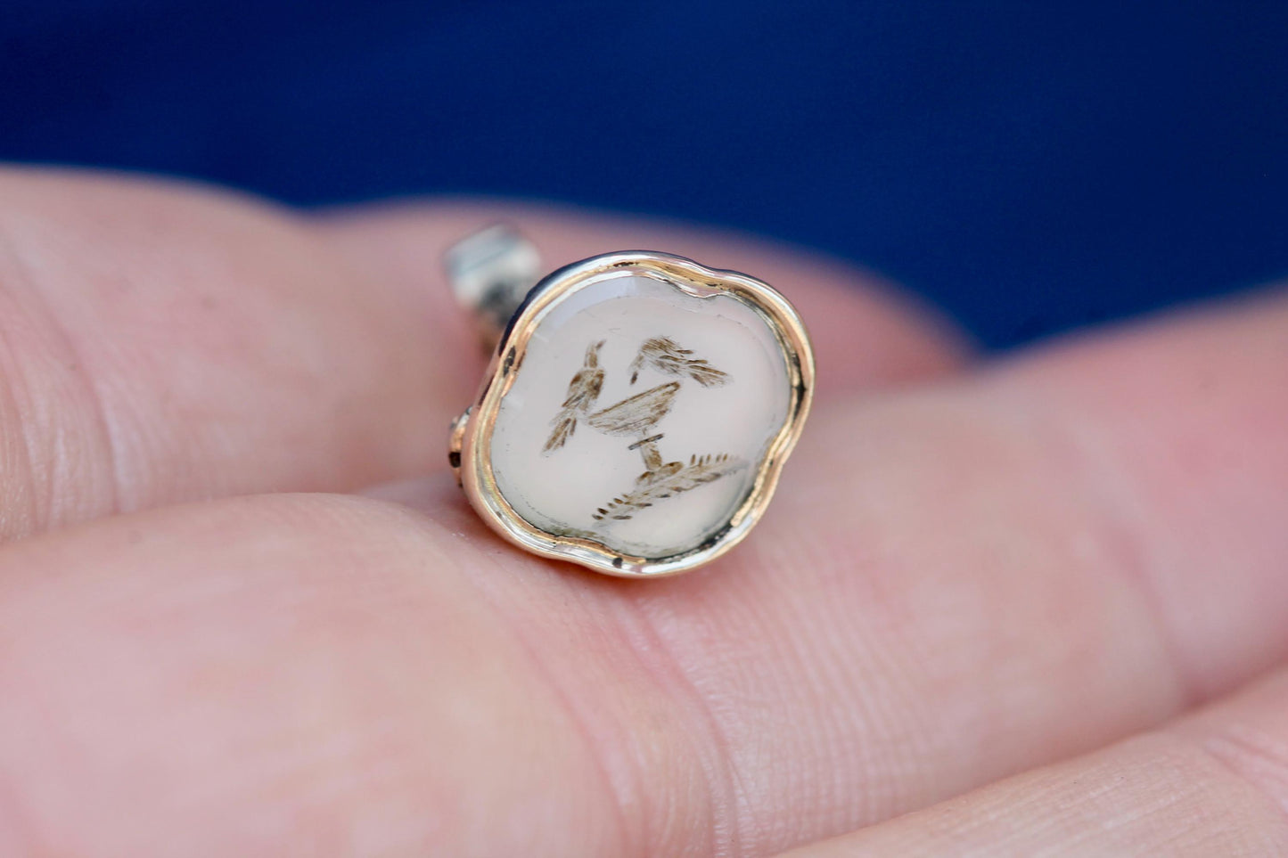 Antique 9ct Gold Cased Chalcedony Intaglio Fob Seal | Victorian Gold Watch Fob | Lovebirds Seal Pendant