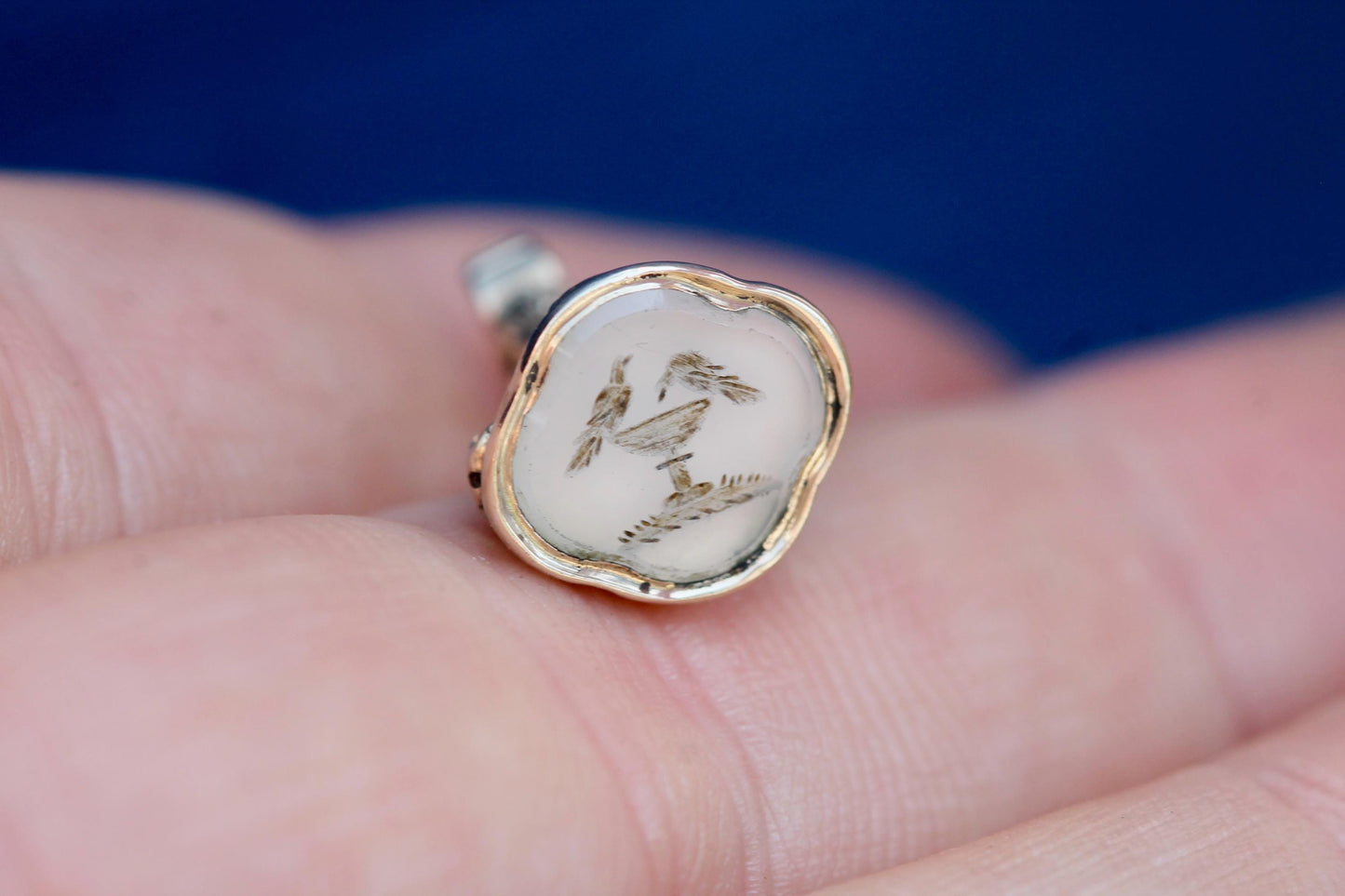 Antique 9ct Gold Cased Chalcedony Intaglio Fob Seal | Victorian Gold Watch Fob | Lovebirds Seal Pendant