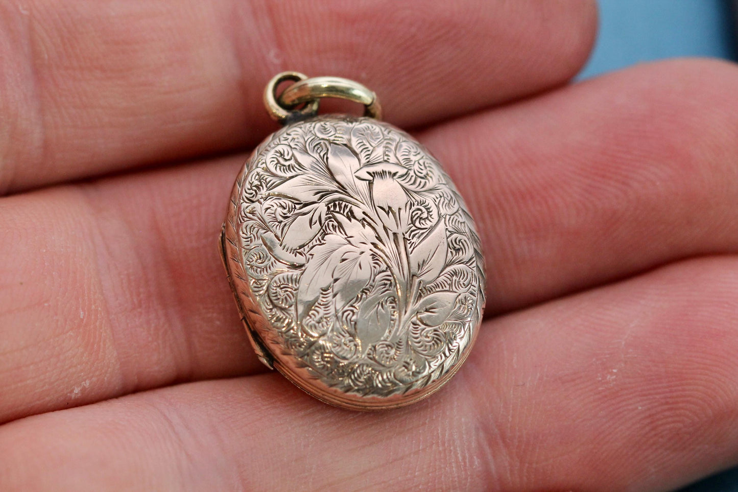 Antique 9ct Gold Floral Locket | Gold Keepsake Pendant | Victorian