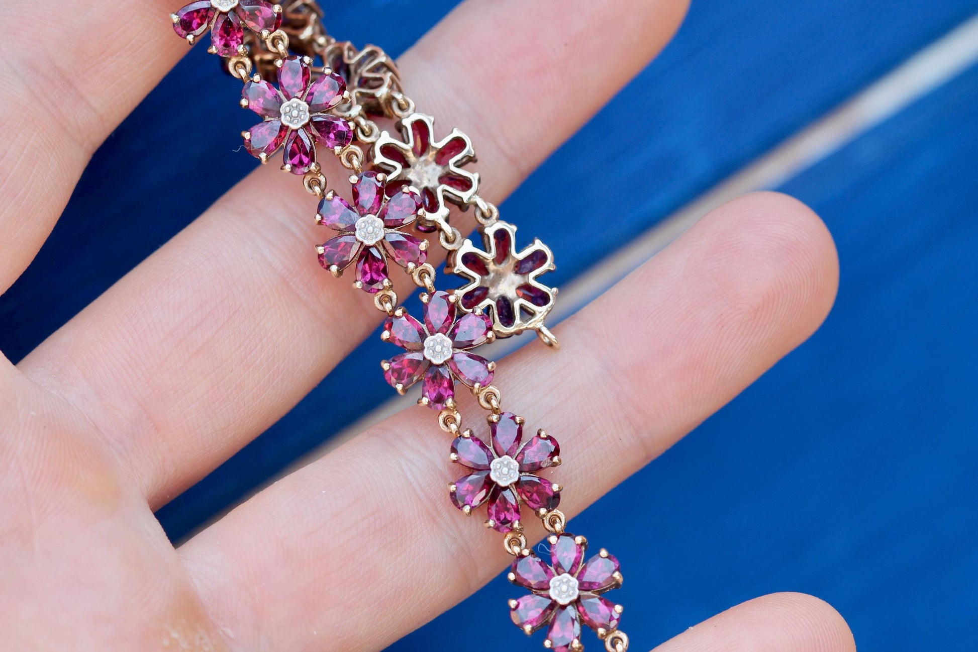 Vintage-9ct-Gold-Garnet-Floral-Bracelet-|-15ct-Natural-Garnets-|-20.1g