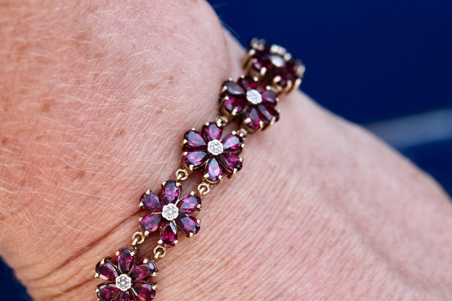 Vintage 9ct Gold Garnet Floral Bracelet | 15ct Natural Garnets | 20.1g