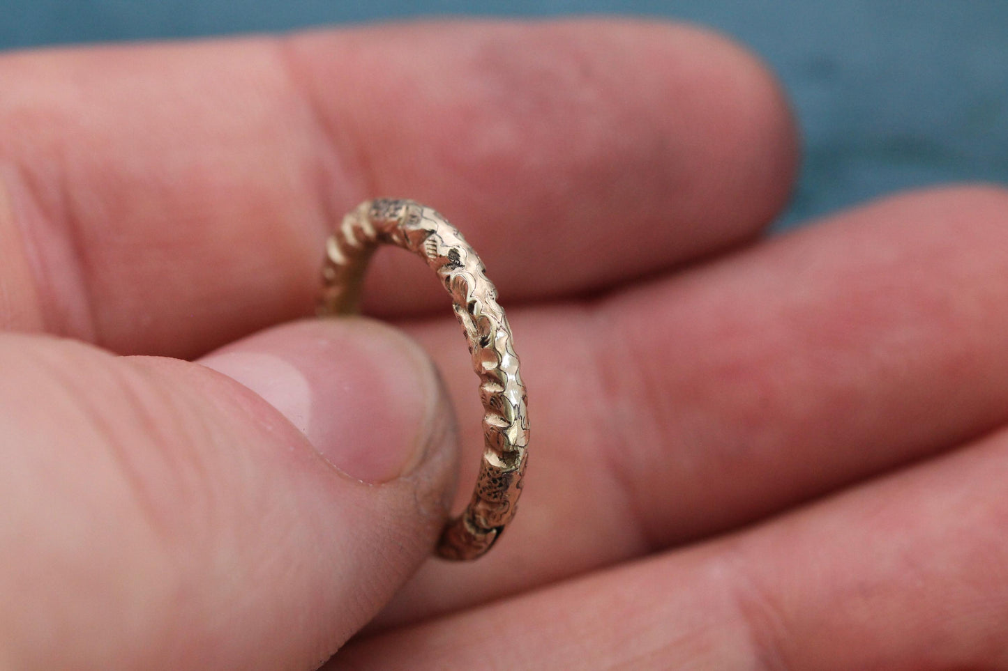 Antique Victorian Rolled Gold Split Ring Clasp | Chased Pendant Connector