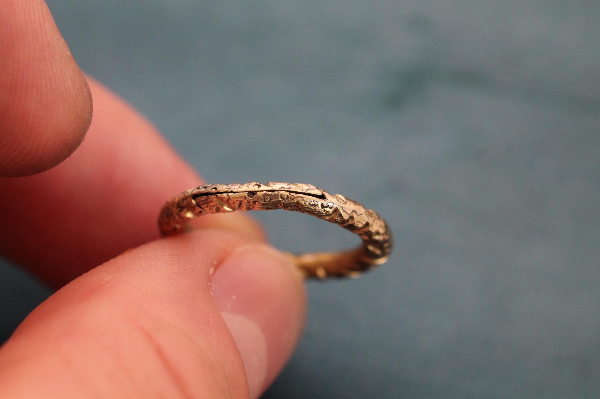 Antique-Victorian-Rolled-Gold-Split-Ring-Clasp-|-Chased-Pendant-Connector