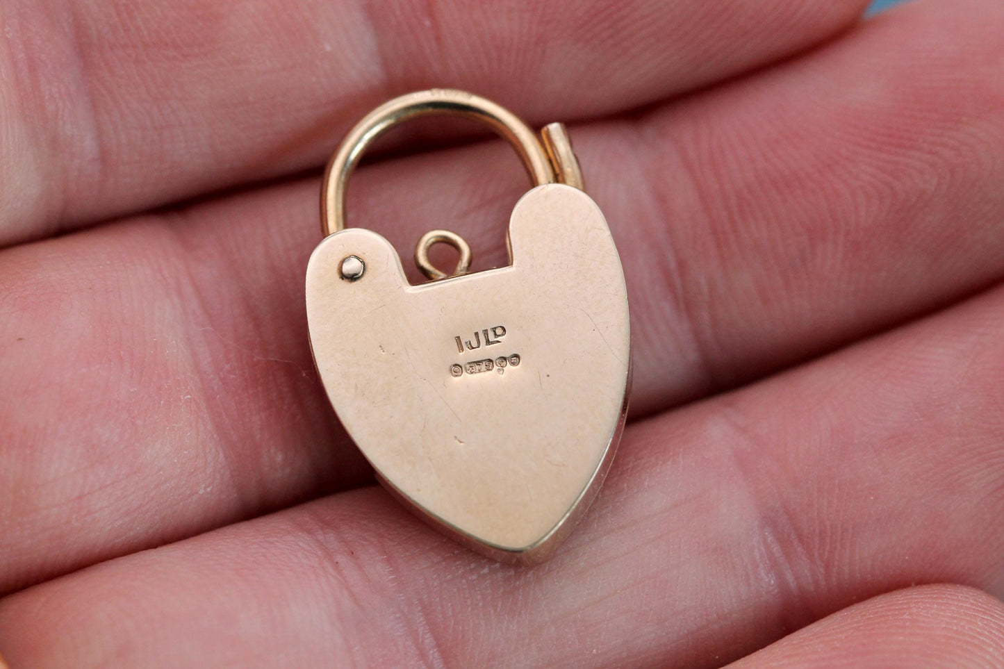 Vintage 9ct Gold Heart Padlock Clasp | London 1971 | Bracelet Fastener — view 4