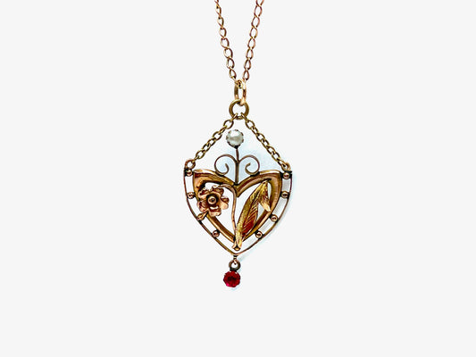 edwardian-9ct-gold-necklace-with-pendant