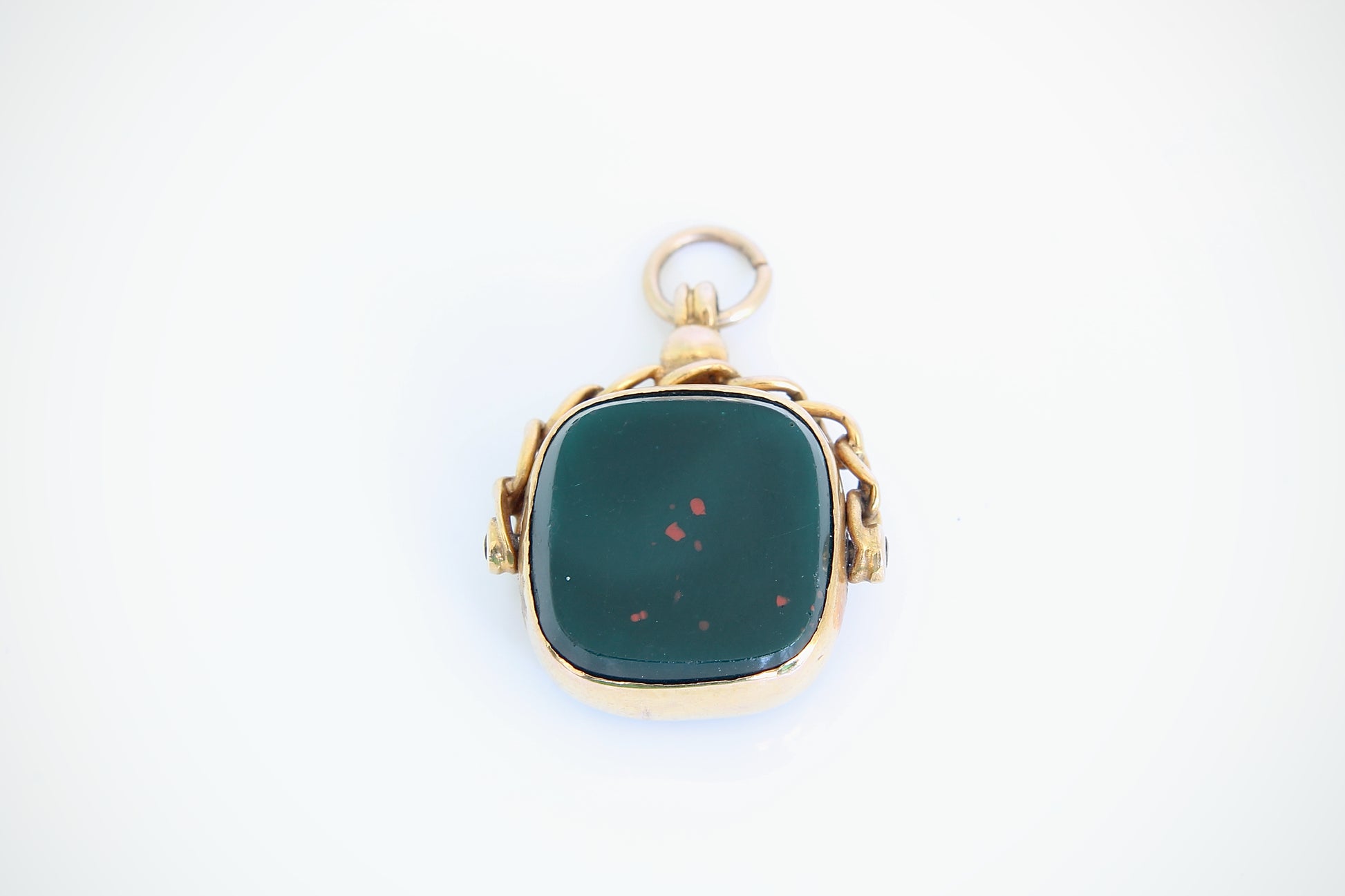 9ct-gold-antique-bloodstone-spinner-fob