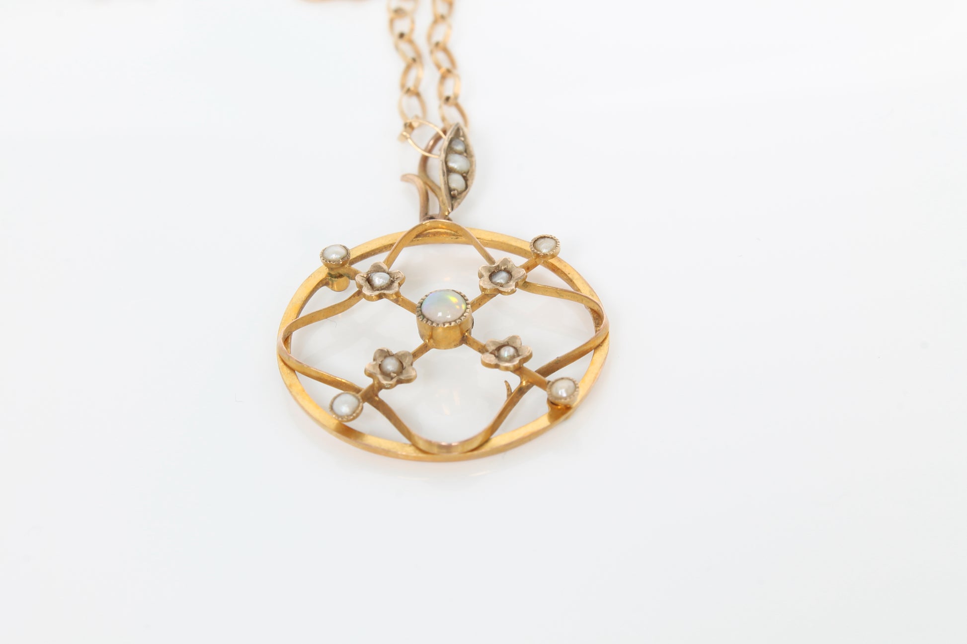 antique-edwardian-9ct-gold-opal-necklace