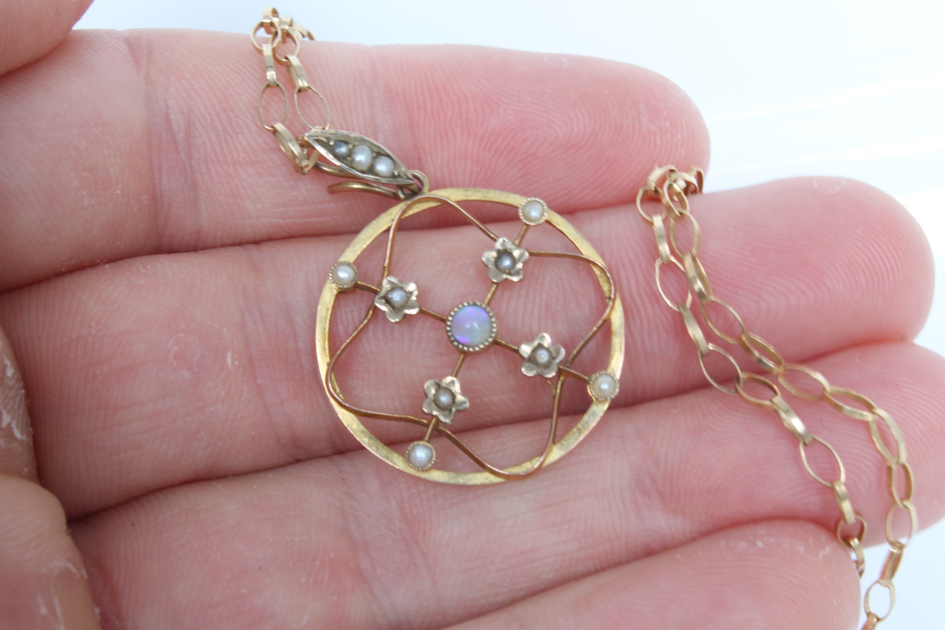 antique-edwardian-9ct-gold-opal-necklace