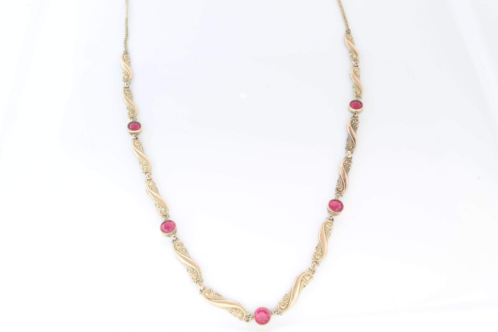 rolled-gold-red-paste-necklace