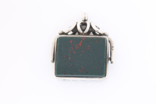 silver-bloodstone-fob