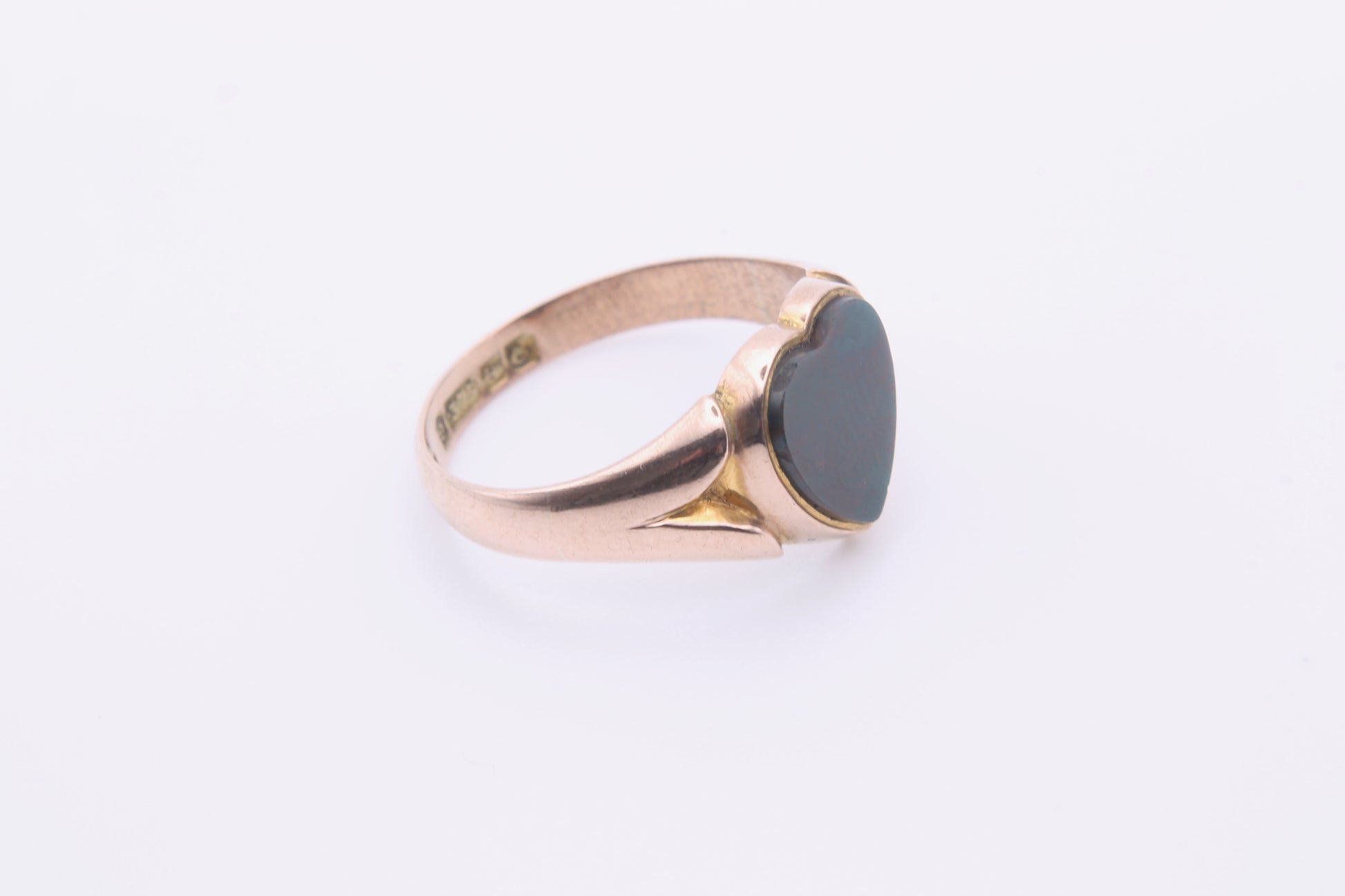 victorian-18ct-gold-bloodstone-signet-ring