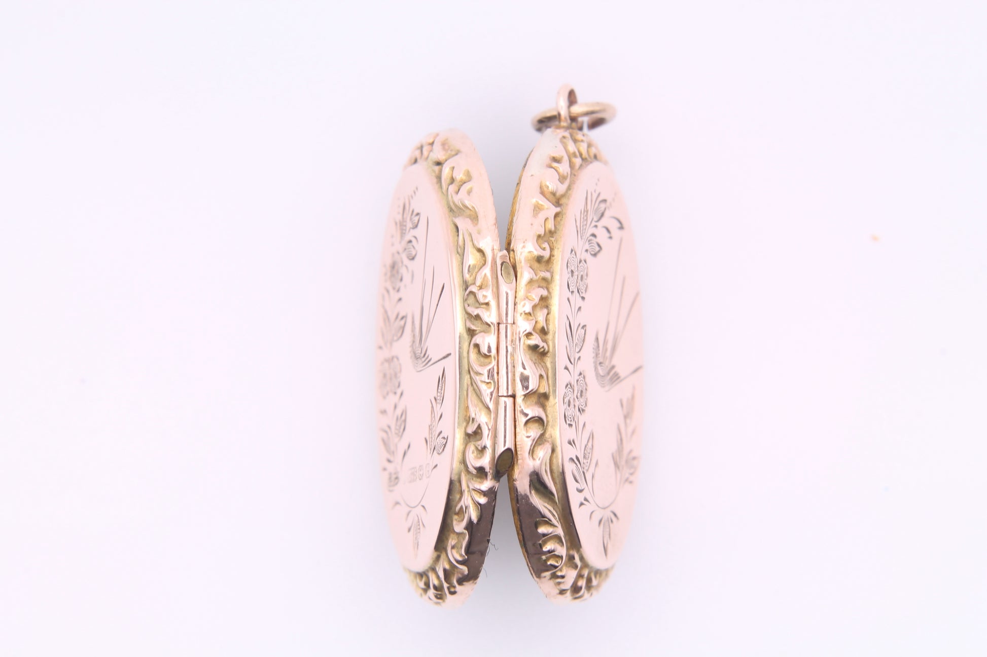 edwardian-9ct-gold-decorative-oval-swallow-locket