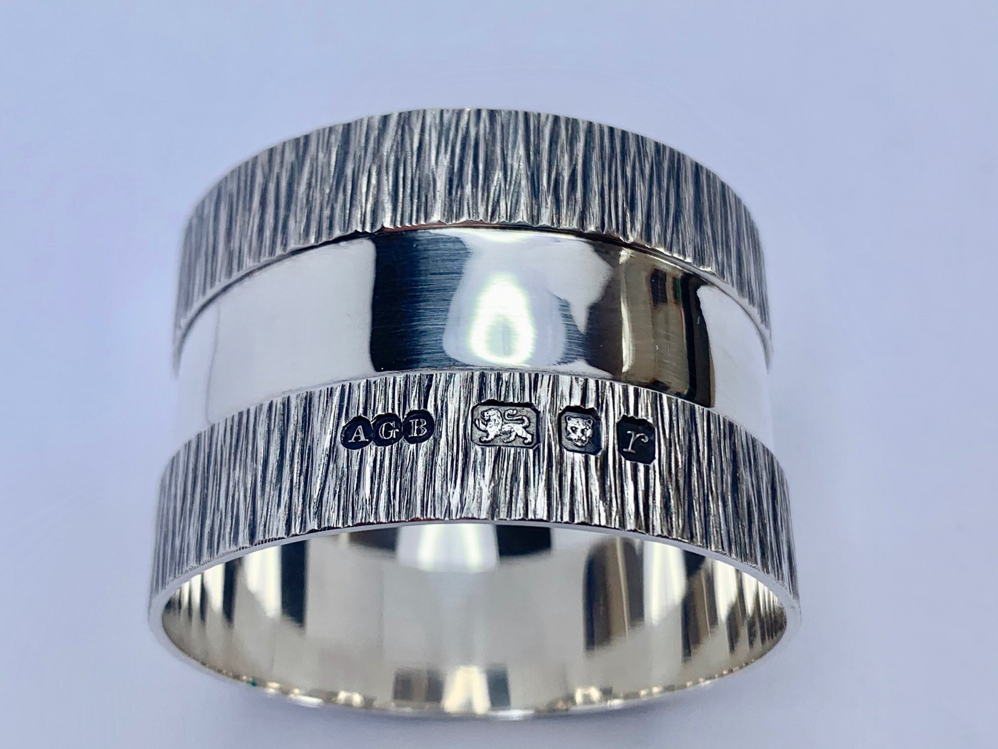 gerald-benney-solid-silver-napkin-ring