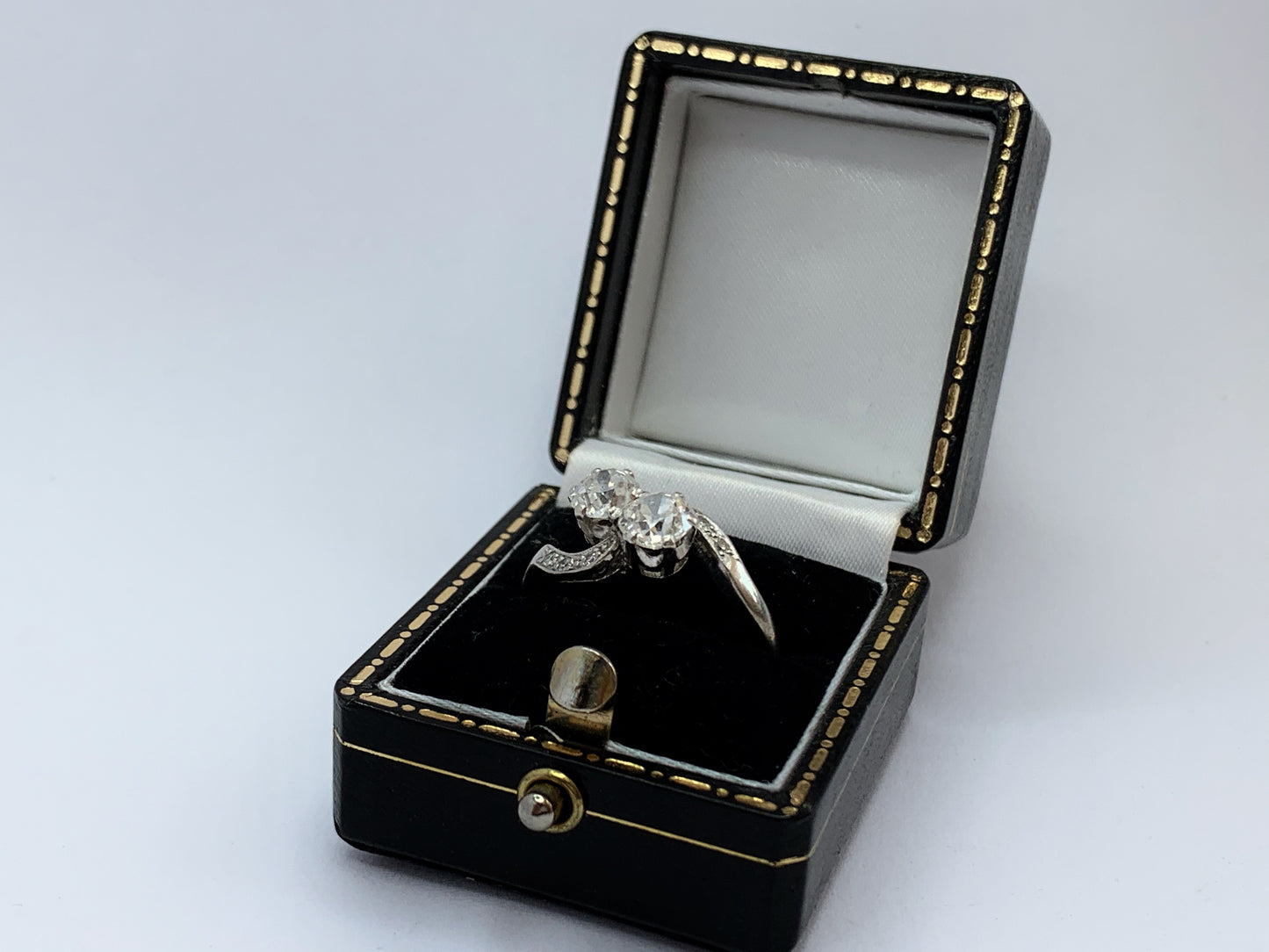antique-art-deco-platinum-diamond-ring-1ct