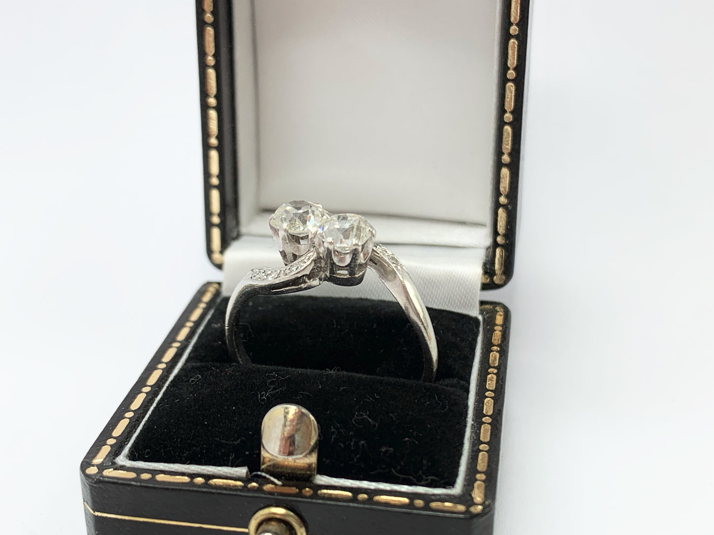 antique-art-deco-platinum-diamond-ring-1ct