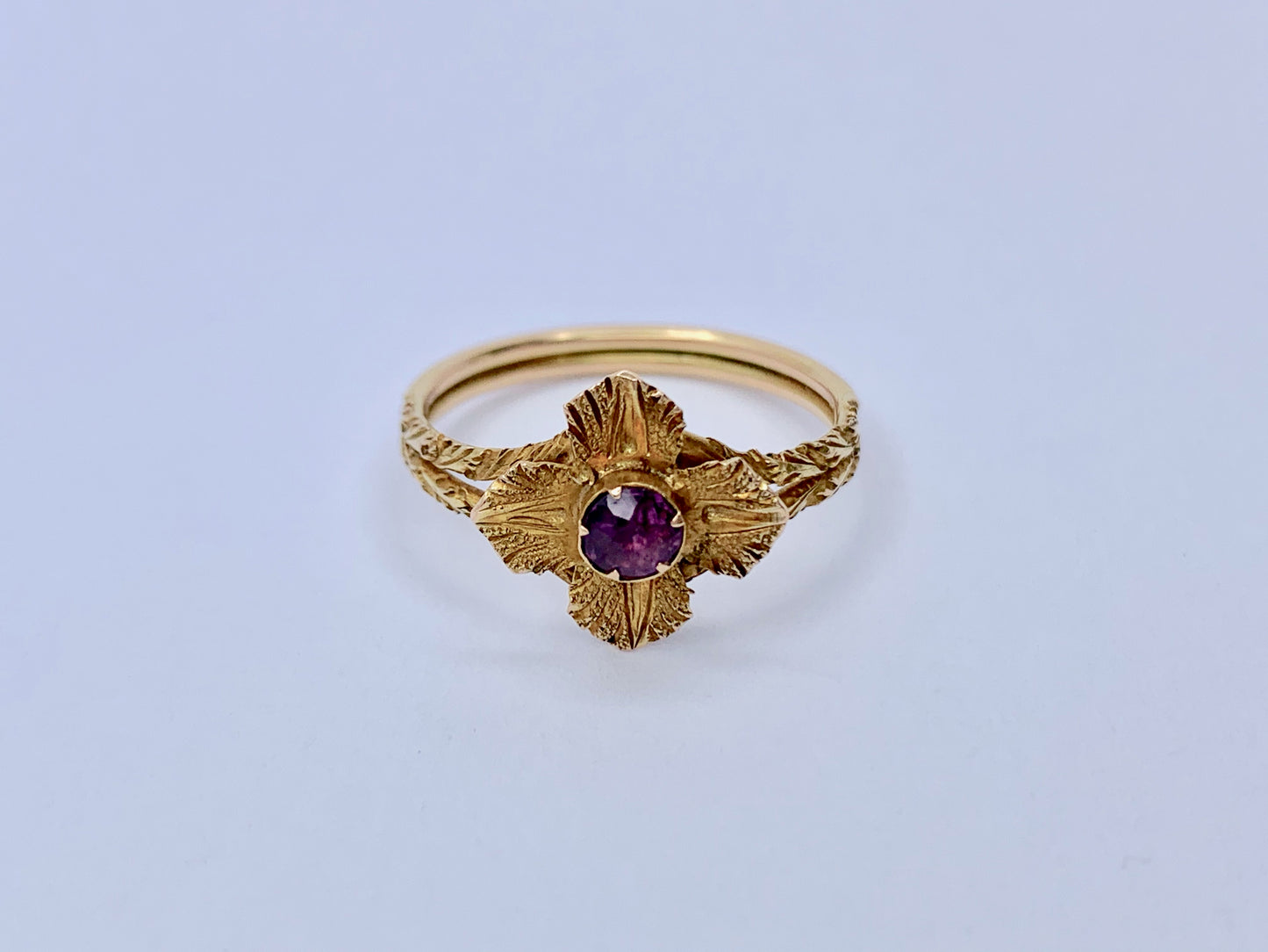 antique-victorian-18ct-gold-amethyst-ring