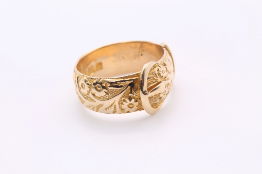 edwardian-18ct-gold-decorative-floral-buckle-ring-1903