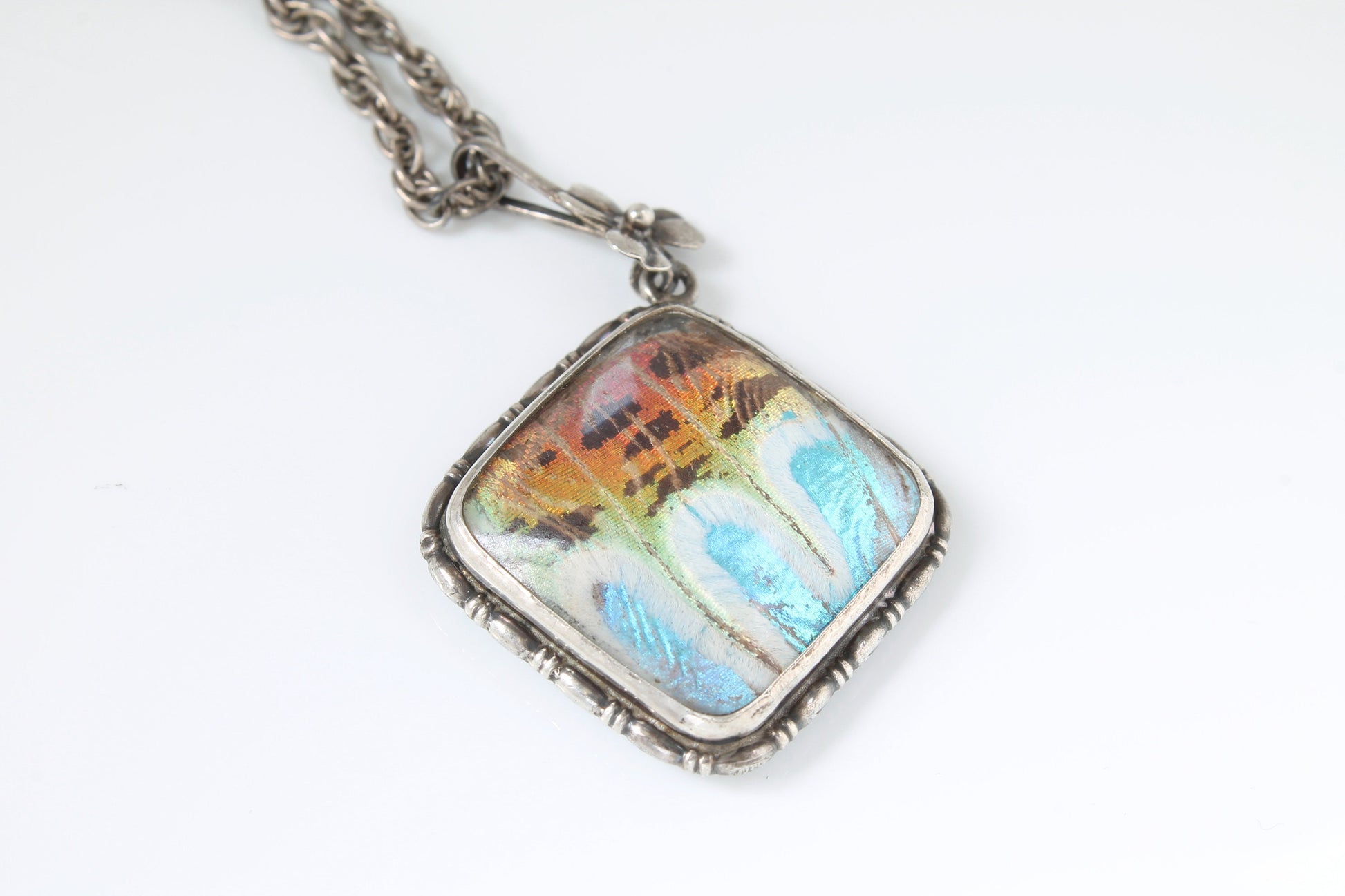 art-deco-silver-butterfly-wing-necklace