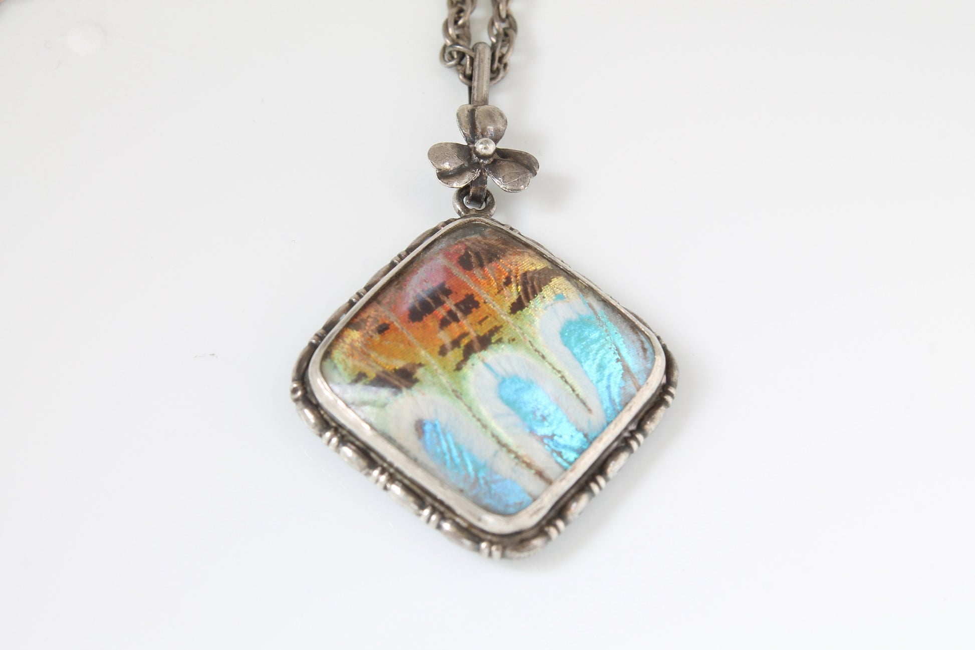 art-deco-silver-butterfly-wing-necklace