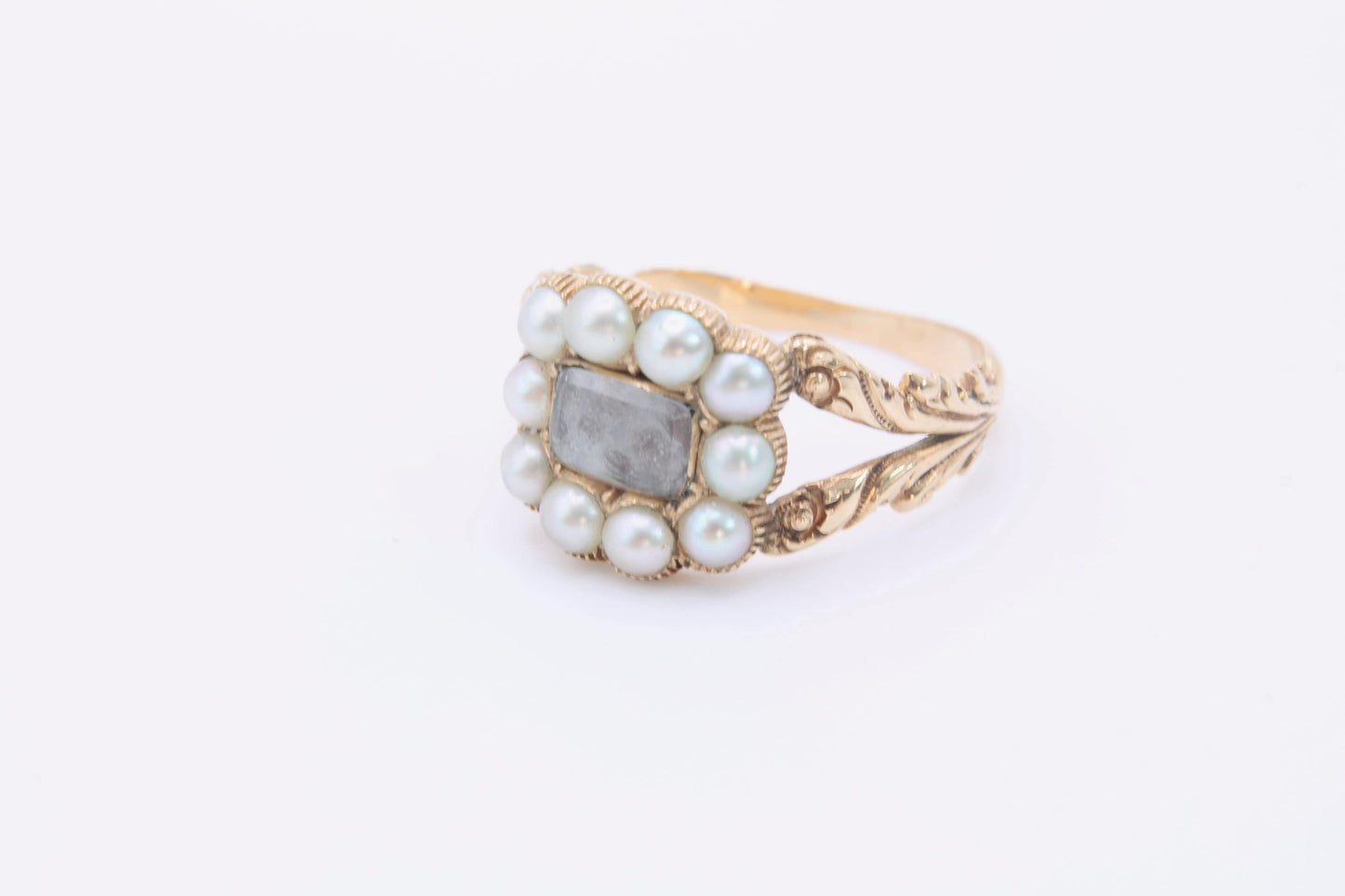 georgian-15ct-gold-mourning-ring-c-1820
