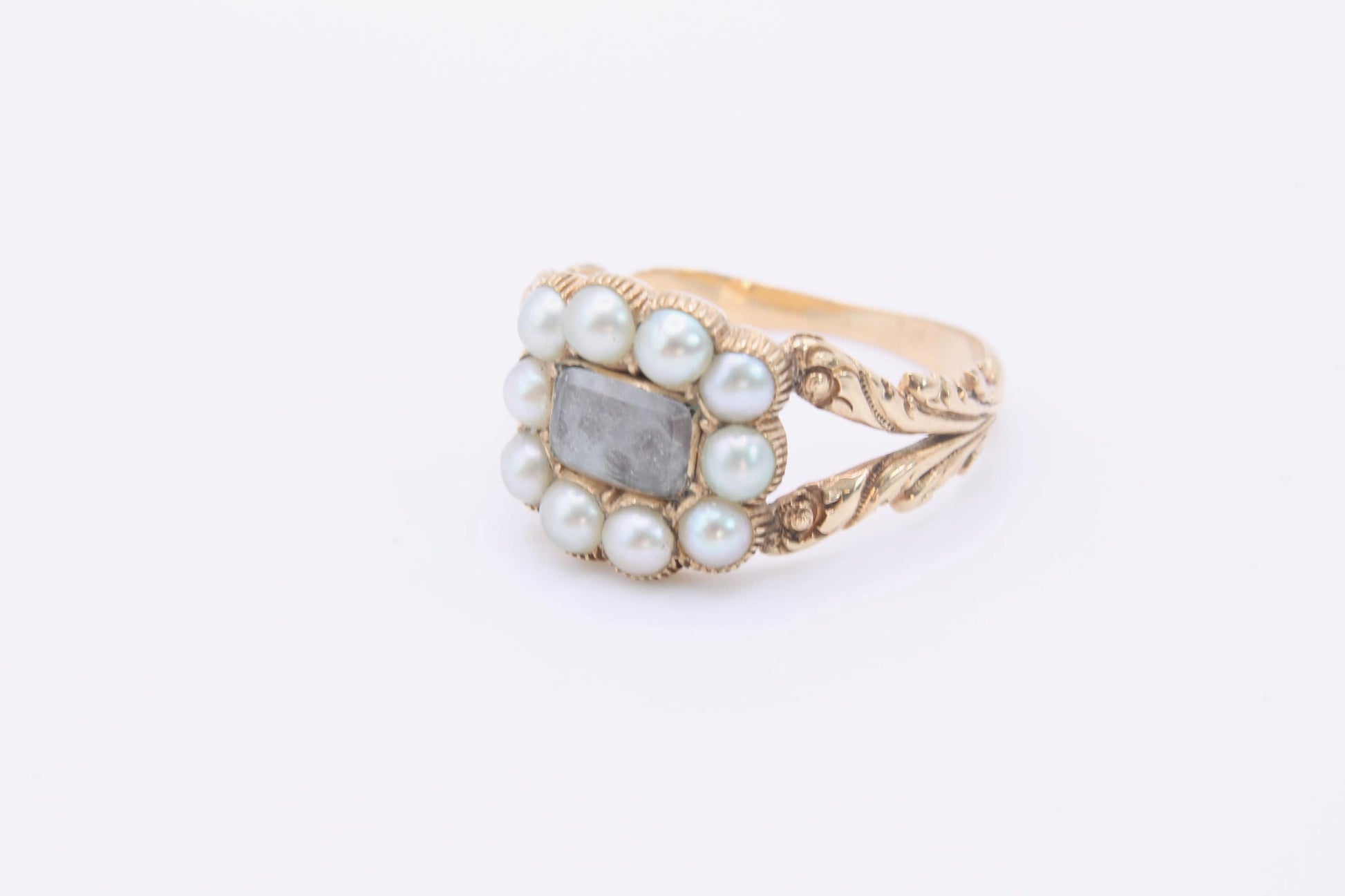 georgian-15ct-gold-mourning-ring-c-1820