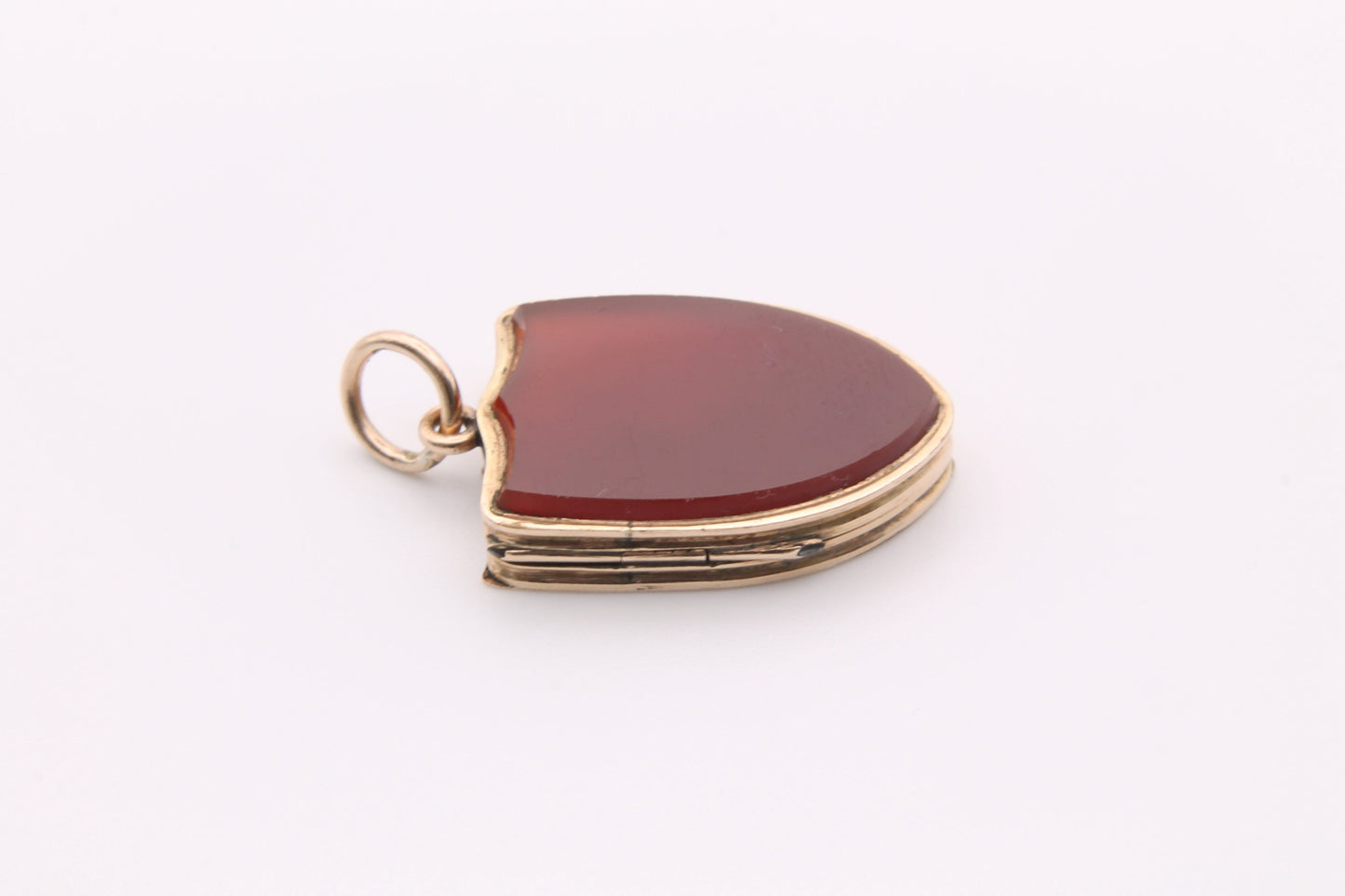 antique-victorian-9ct-gold-and-carnelian-shield-shaped-locket