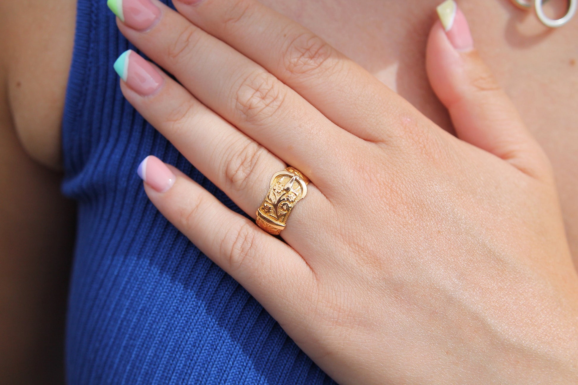 edwardian-18ct-gold-decorative-ivy-buckle-ring-1903