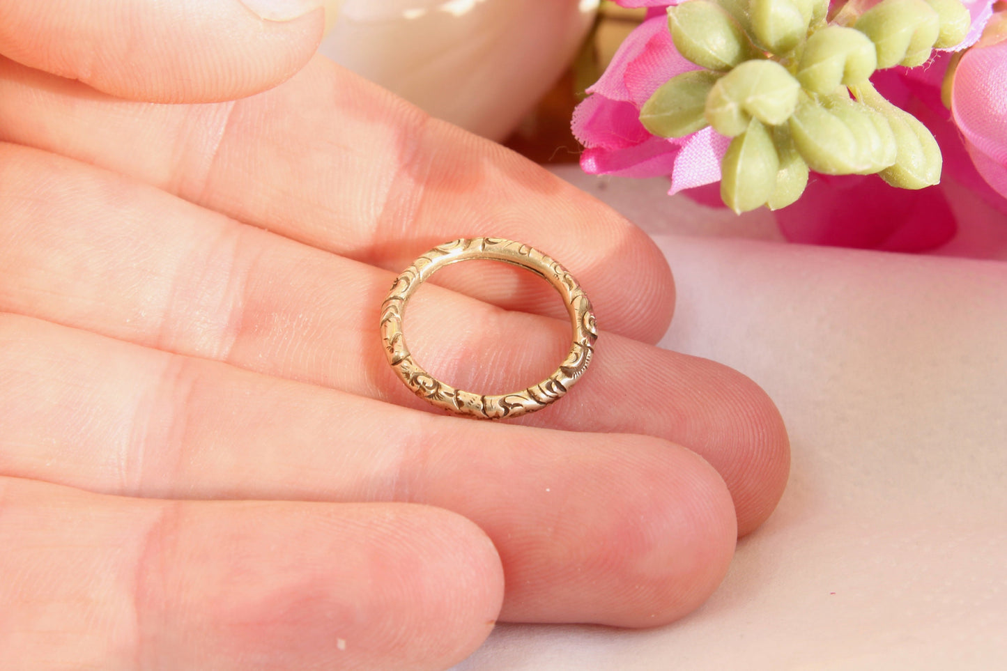 antique-victorian-15ct-gold-chased-split-ring