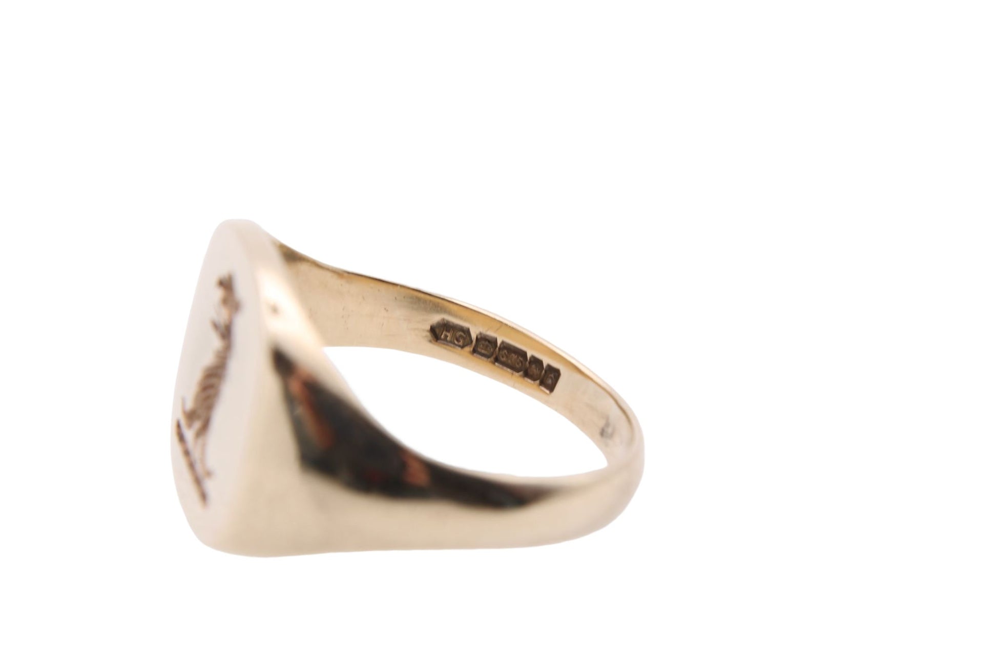 vintage-9ct-yellow-gold-intaglio-signet-ring-griffin-crest