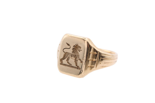 antique-18ct-gold-intaglio-signet-ring-lion-crest-c-1920
