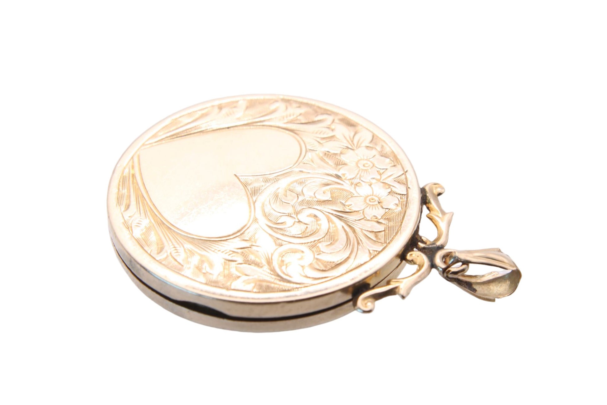 antique-edwardian-9ct-gold-back-front-heart-engraved-locket