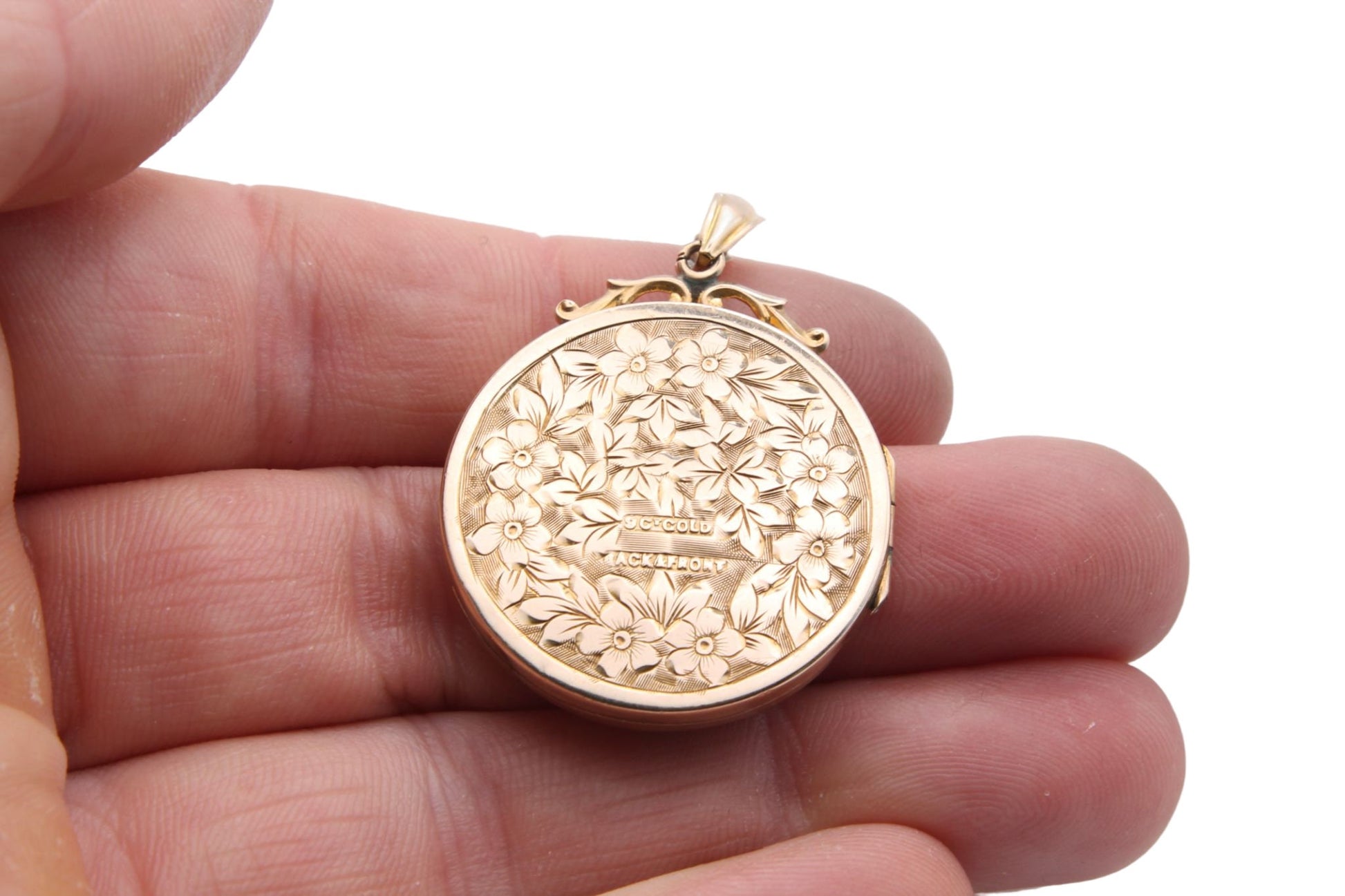 antique-edwardian-9ct-gold-back-front-heart-engraved-locket