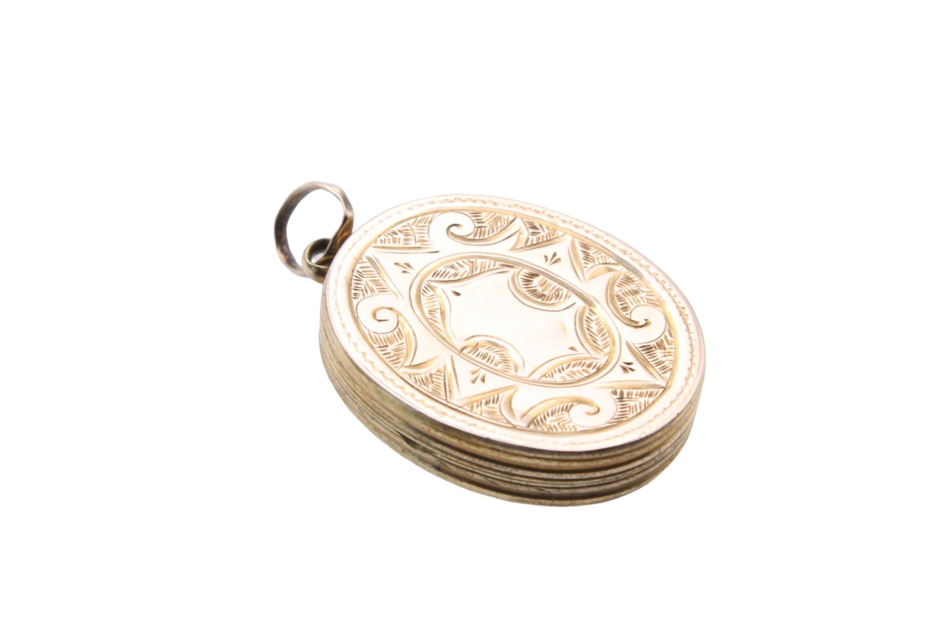 antique-victorian-9ct-gold-back-front-foliate-engraved-locket