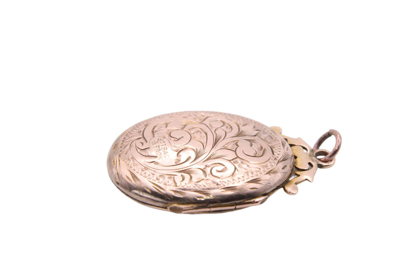 antique-9ct-gold-foliate-locket