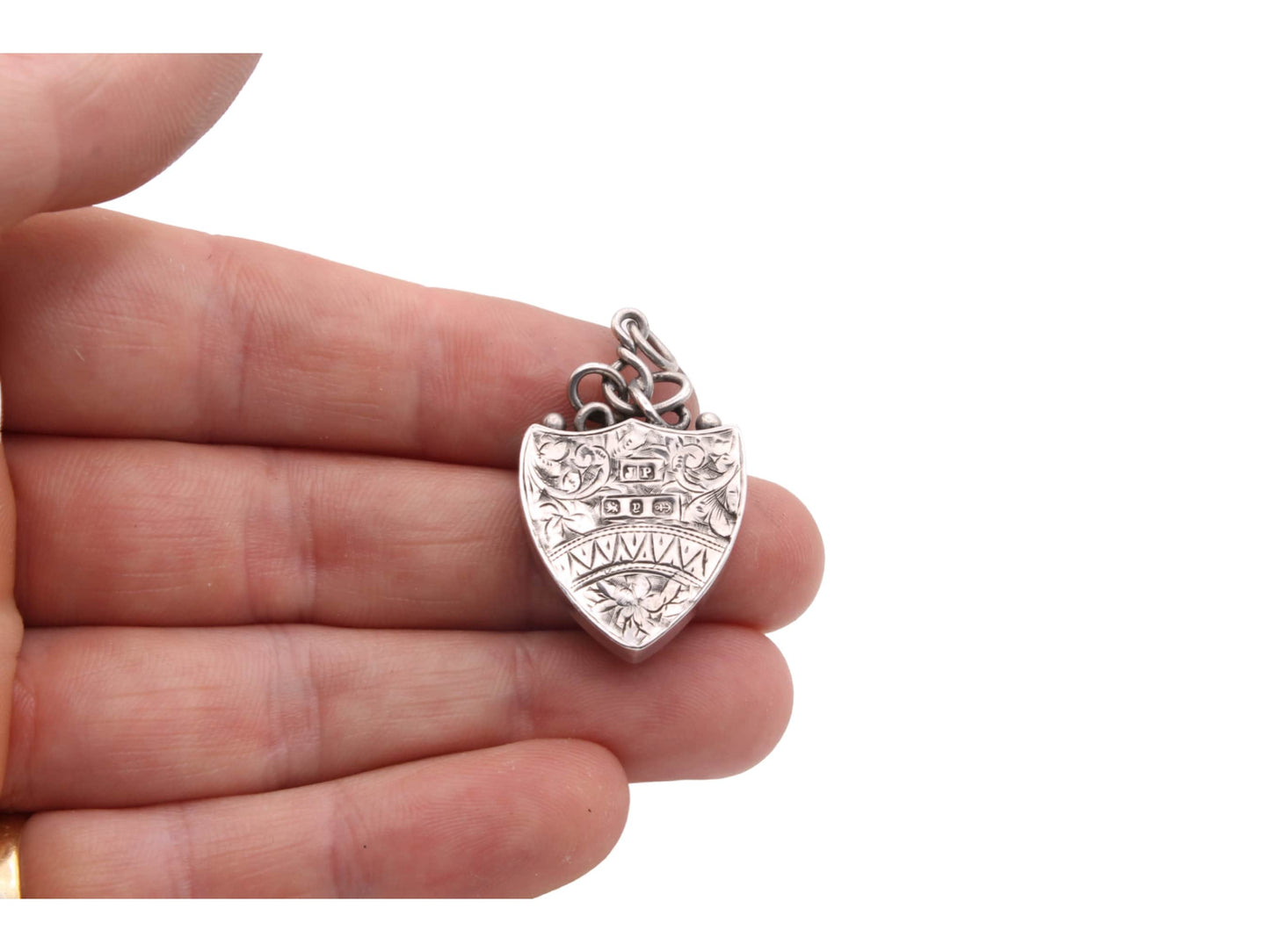 antique-victorian-silver-shield-compass-pendant