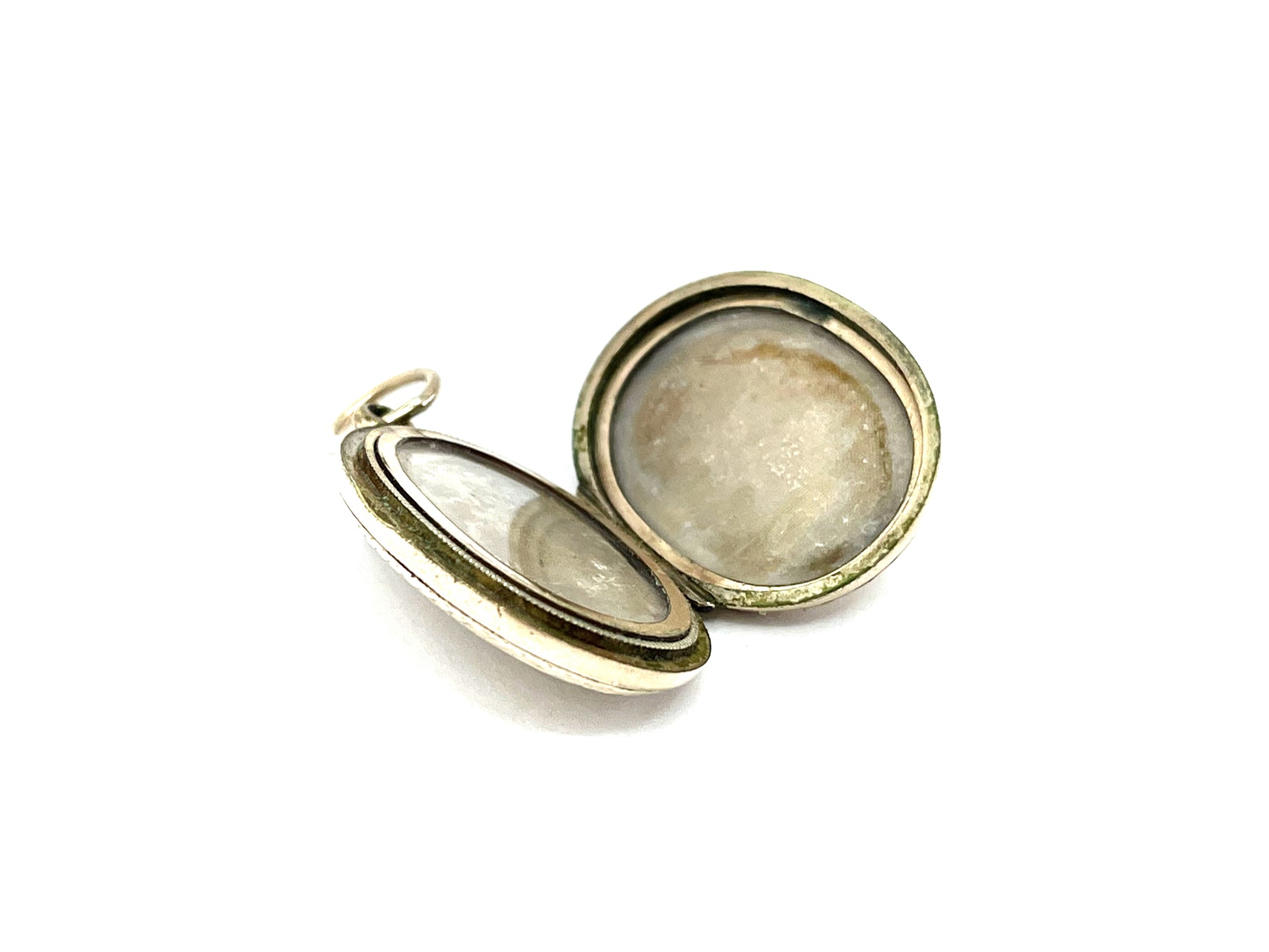antique-victorian-9ct-gold-locket-c-1880
