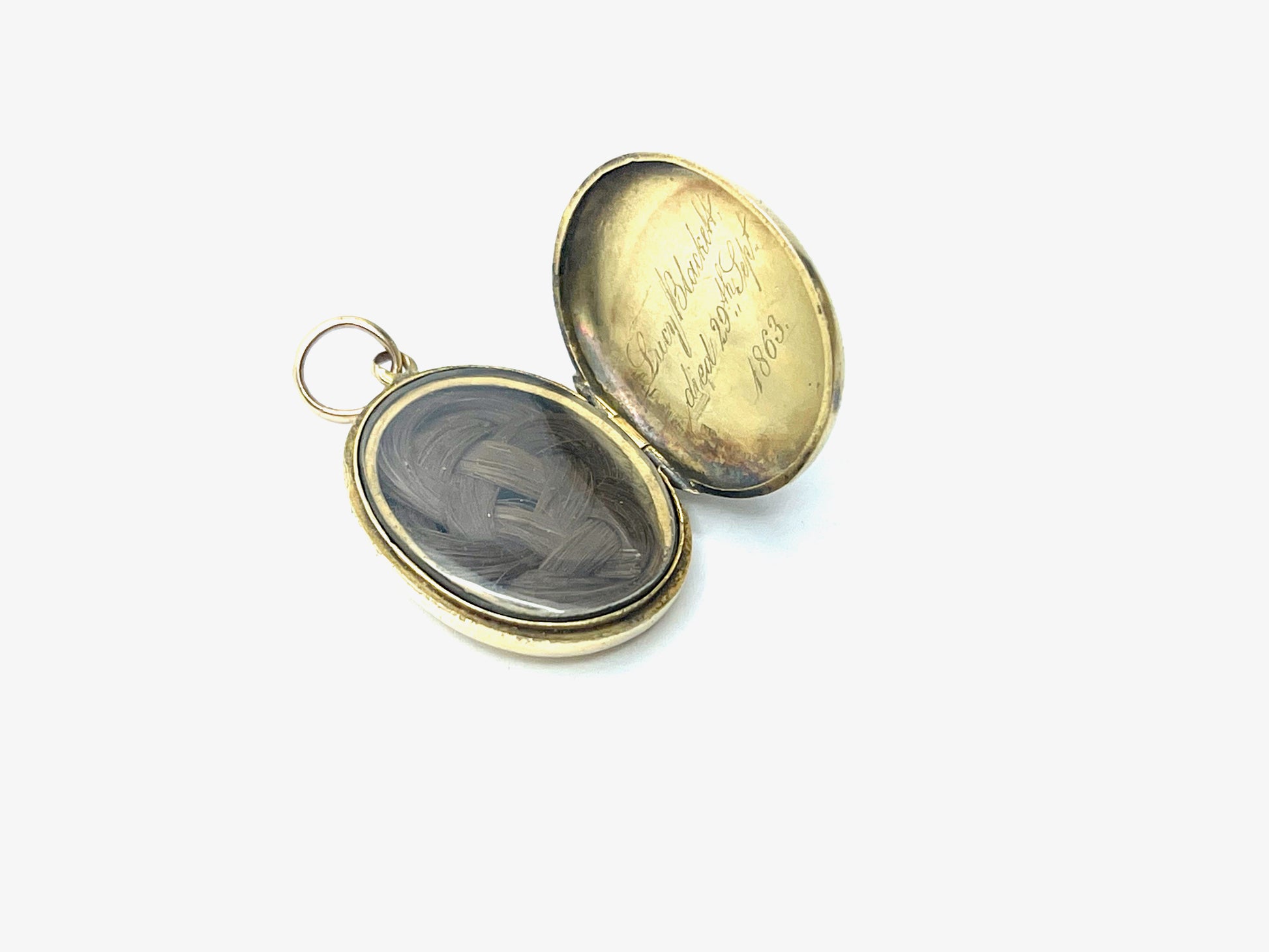 victorian-9ct-gold-mourning-locket-1863